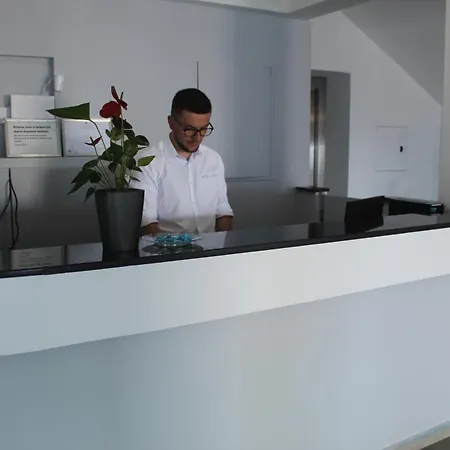 Agel Hotell